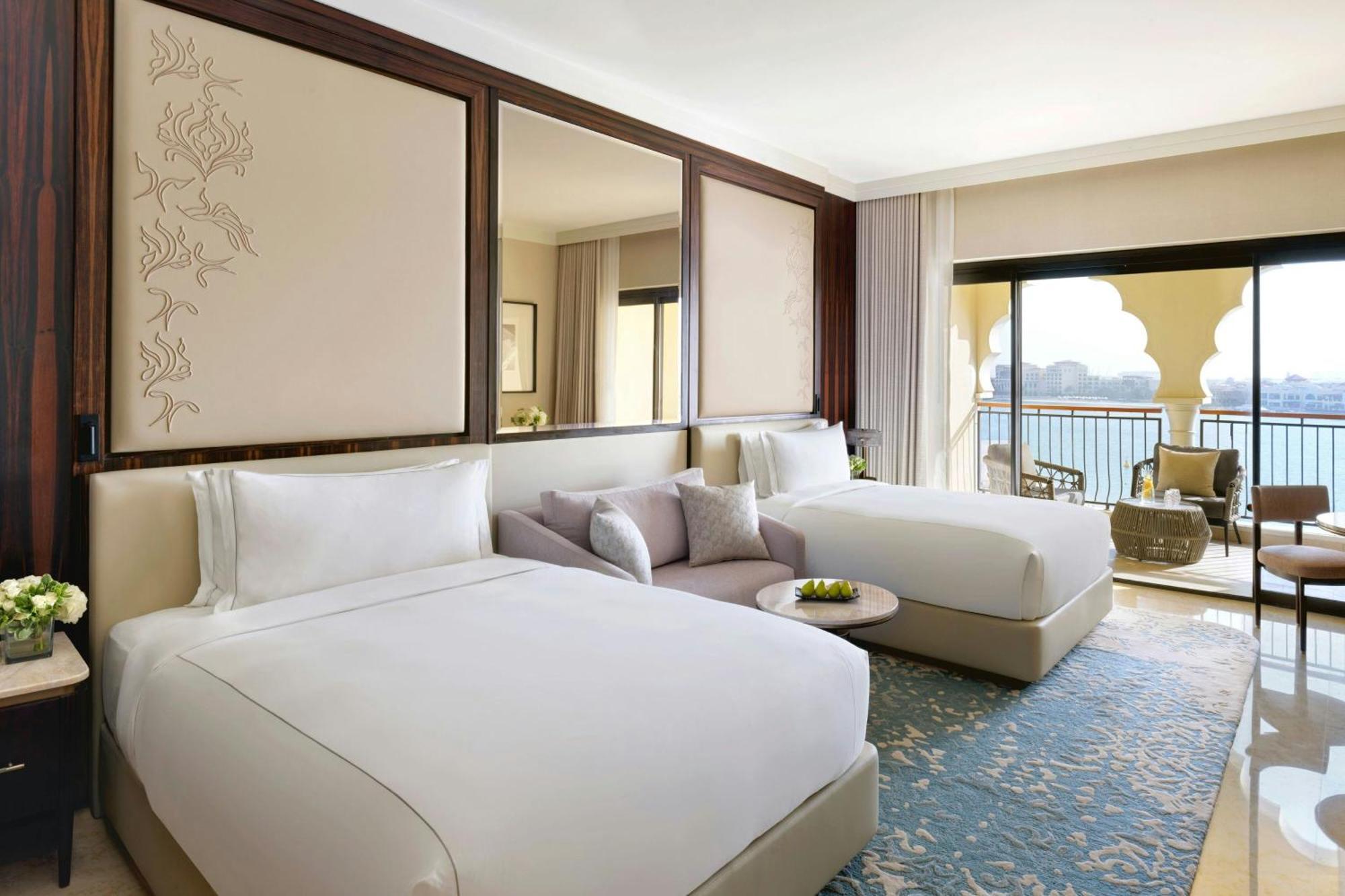 Resort The Ritz-carlton Abu Dhabi, Grand Canal