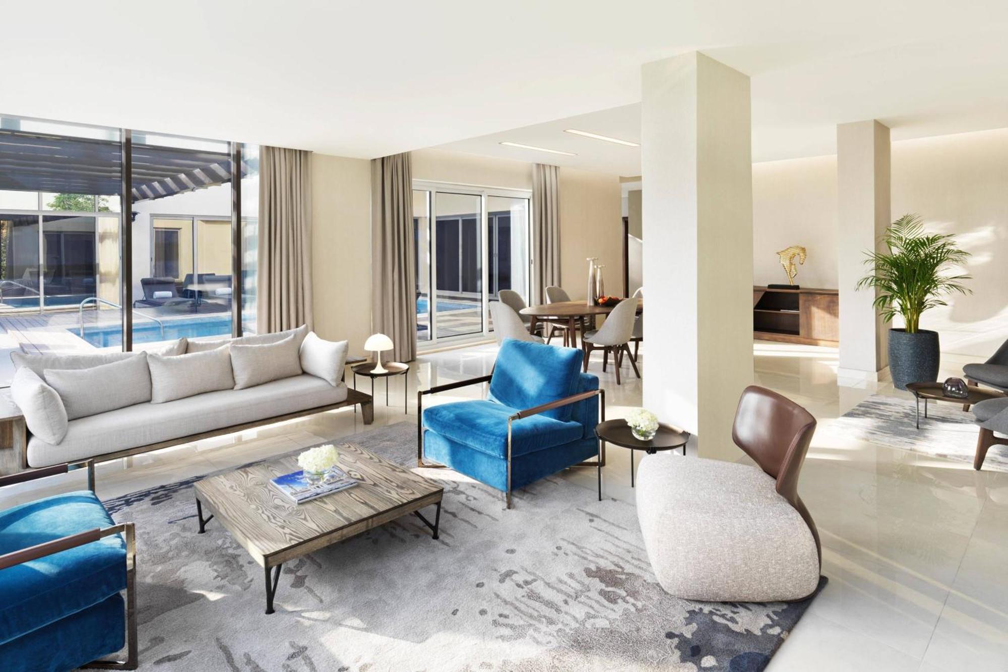 The Ritz-carlton Abu Dhabi, Grand Canal Resort 5*