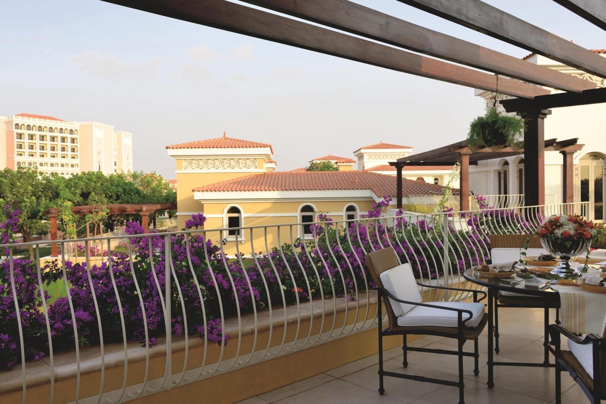 Resort The Ritz-carlton Abu Dhabi, Grand Canal